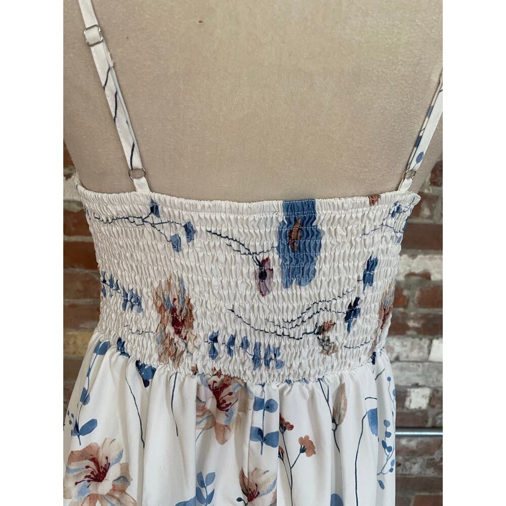 White Floral Spaghetti Strap Maxi Dress Smocked Back Camisole Sundress Women L - Picture 6 of 9